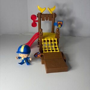 Fisher Price Mike the Knight Training Ground (Mike the Chevalier) 2012 Retired
